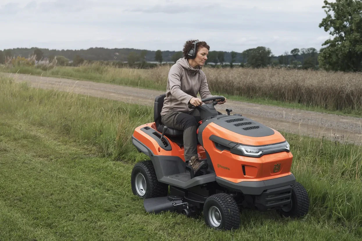 Traktor TS 215T - Image 4